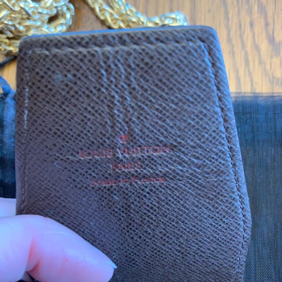 Louis Vuitton vintage case, no callouts, EUC, add a chain for many uses! - Picture 2 of 4